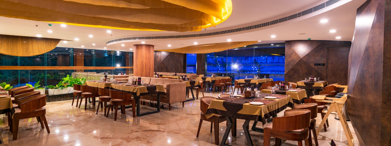 Best restaurants in Alappuzha Beach